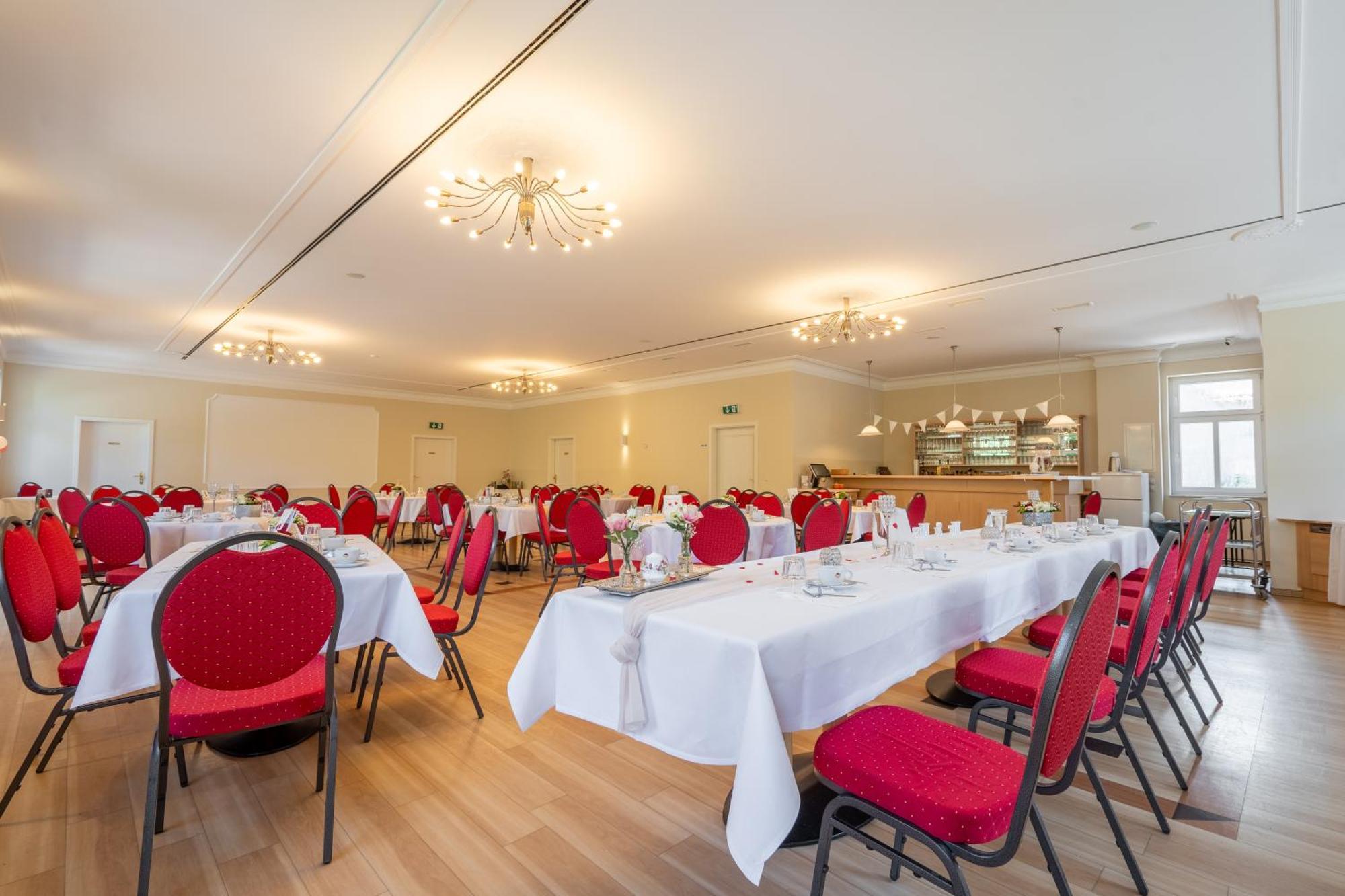 Hotelpark Bodetal Mit Ferienwohnungen Thale Exterior foto